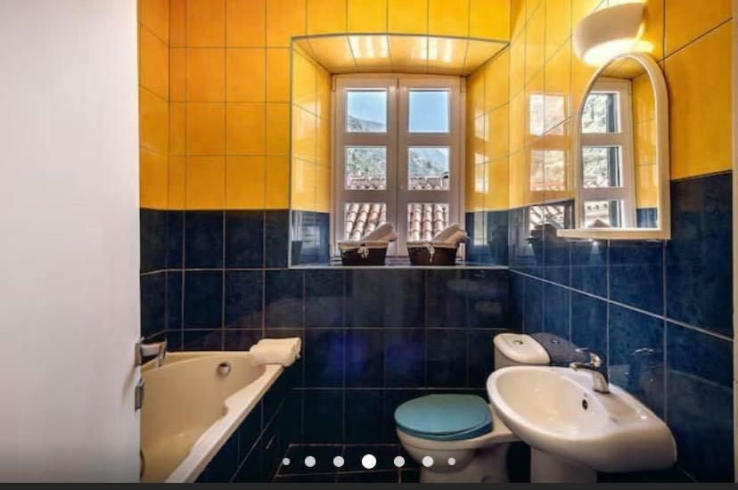 Old Town Experience Apartment Kotor Buitenkant foto
