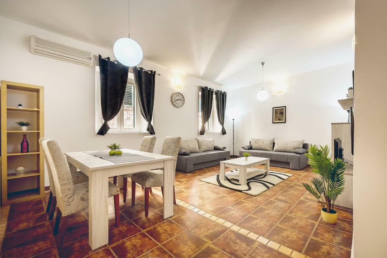 Old Town Experience Apartment Kotor Buitenkant foto